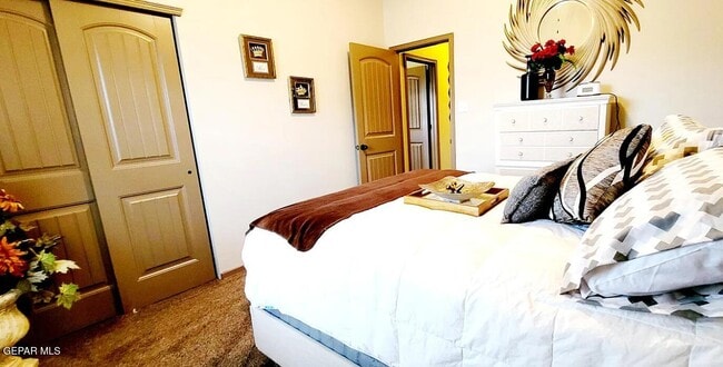 Building Photo - 13212 Emerald Hills St