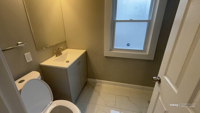 Building Photo - 3366 W 88th St