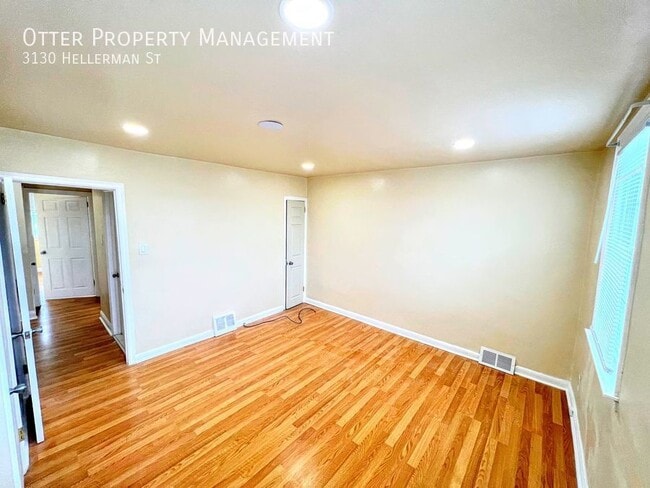 Building Photo - 3130 Hellerman St