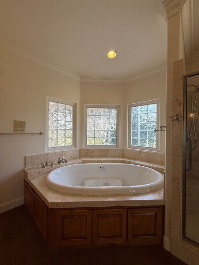 Building Photo - Beautiful Orcutt Custom Home in Solomon Estates on Approx One Acre