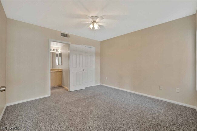 Building Photo - 8000 W Badura Ave