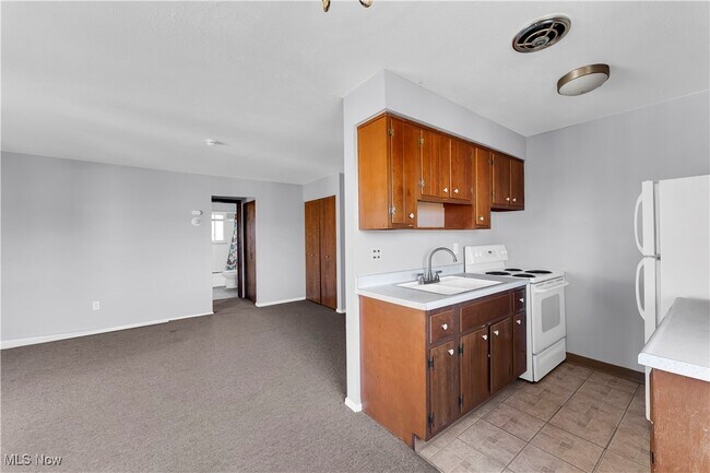 Building Photo - 18809 Bella Dr