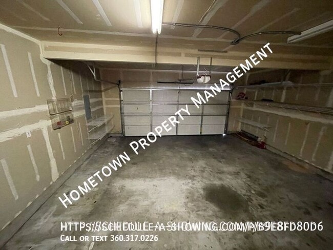 Building Photo - 4820 41st Ln SE