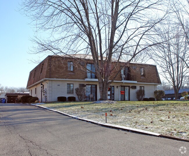 Building Photo - 7431 West Blvd