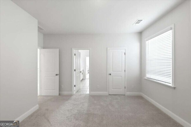 Building Photo - 3939 Alderstone Dr