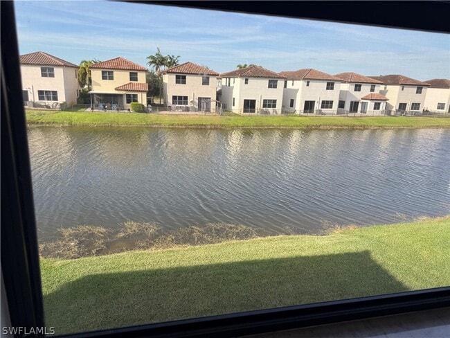 Building Photo - 5483 Cameron Dr