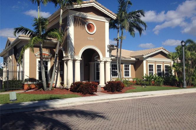 Building Photo - 9115 Chambers St