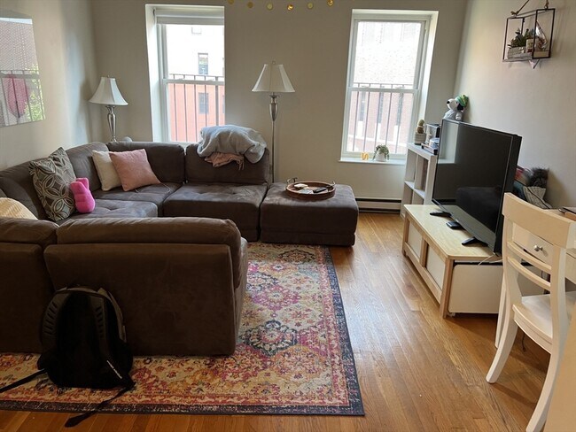 Primary Photo - 222 North St
