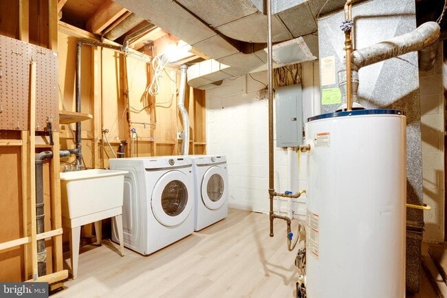 Building Photo - 7370 Eldorado St