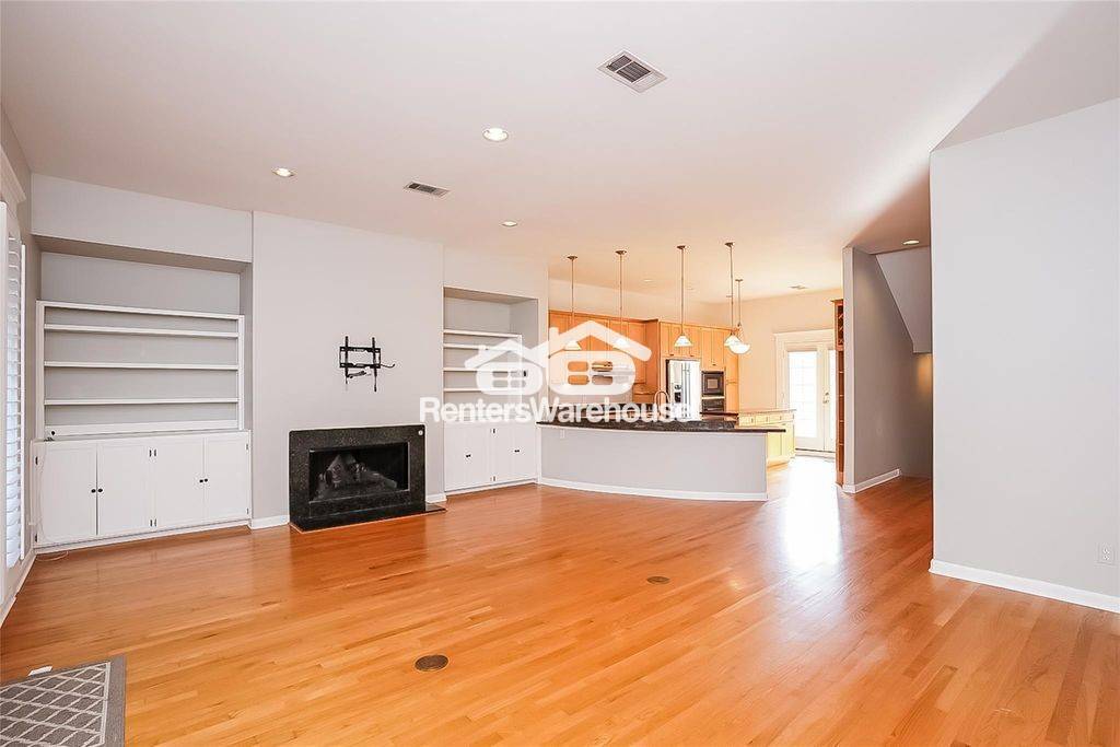 Building Photo - 3818 Hazard St