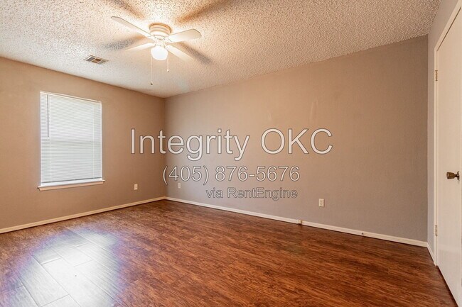 Building Photo - 618 Welston Cir
