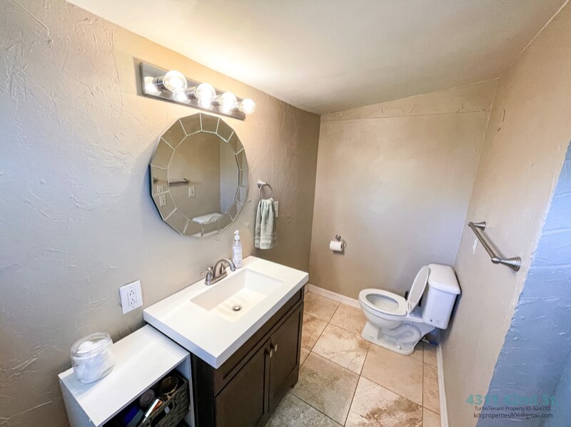 Building Photo - 4311 42nd St