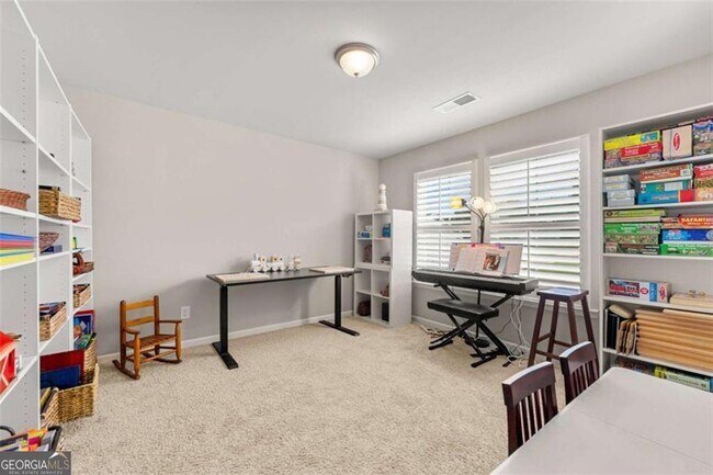 Building Photo - 180 Ascott Trace