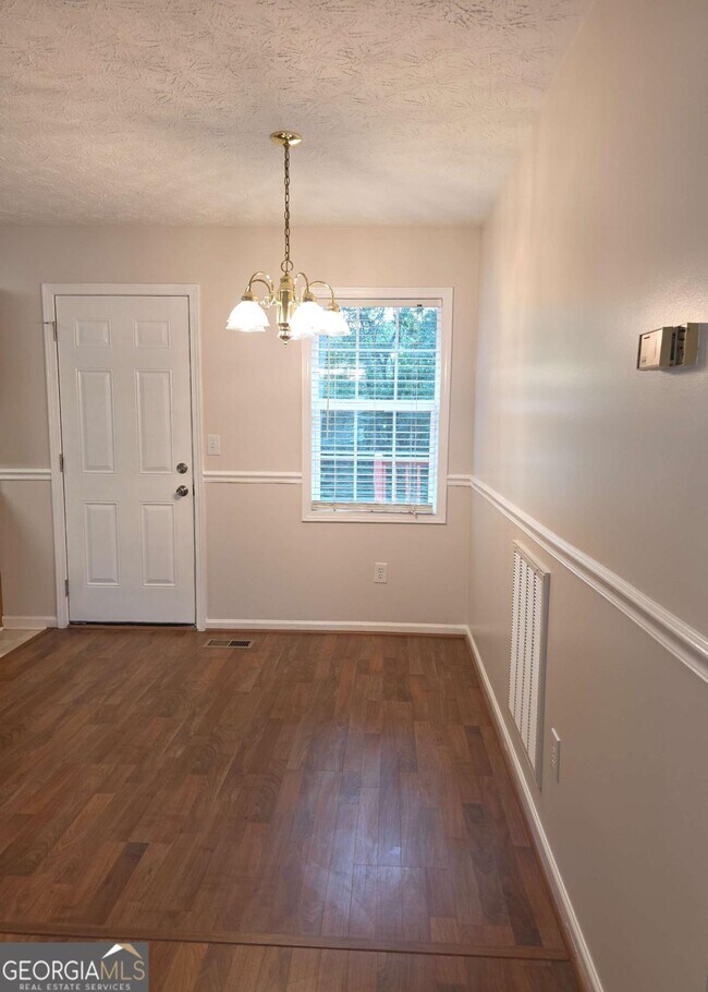 Building Photo - 294 Spring Leaf Dr