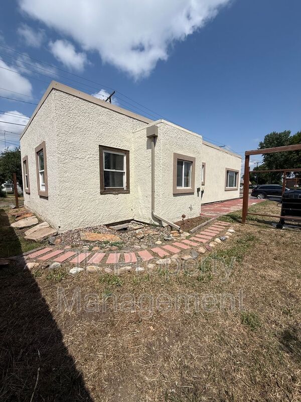 Building Photo - 3625 2nd Ave N