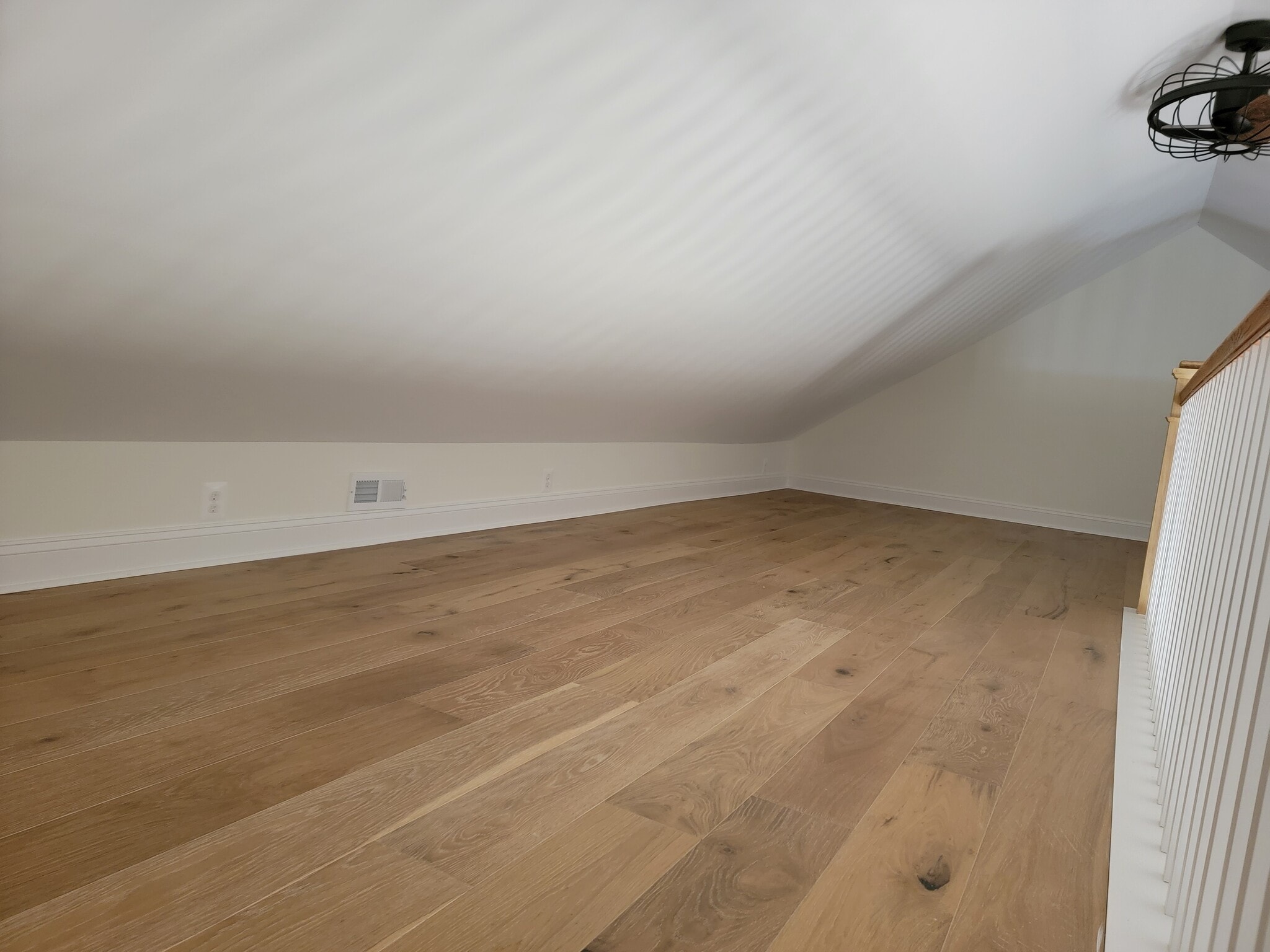 Building Photo - 7143 Hesperides Dr