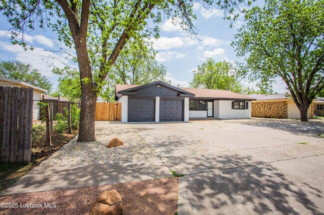 Building Photo - 6803 Avenue W