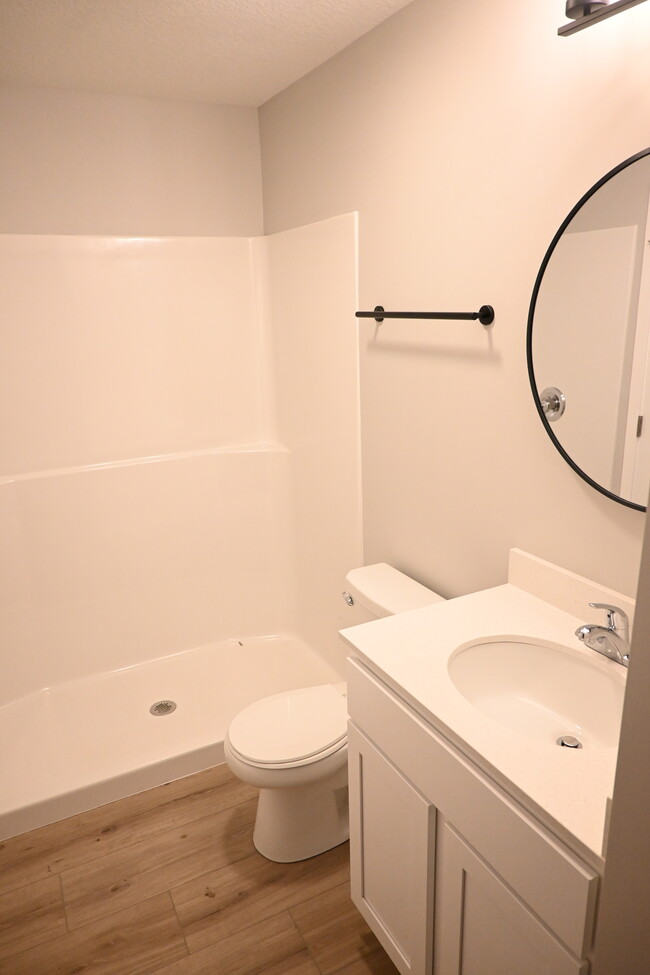 Master Bathroom with Walk in Closet - 4052 E 55th street