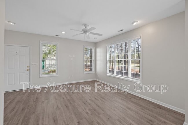 Building Photo - 1713 Kudrow Ln