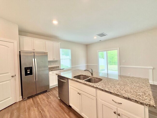 Building Photo - 7312 Vanover Dr