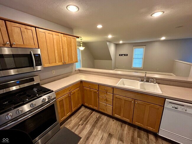 Building Photo - 2049 Alabama St