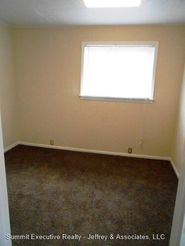 Building Photo - 3 br, 1 bath House - 254 Prospect St.