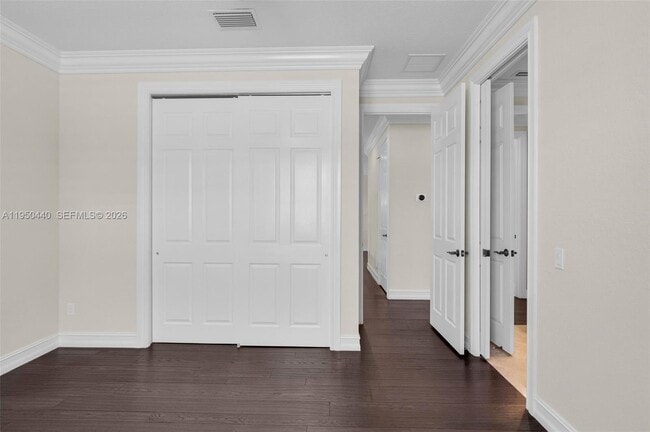 Building Photo - 8944 Little Falls Way