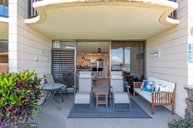 Building Photo - 4471 Lower Honoapiilani Rd