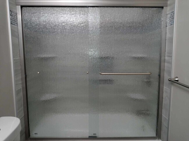 Building Photo - 440 N Oceana Blvd