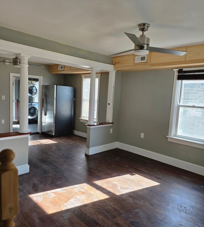 Building Photo - 1007 N Ohio Ave