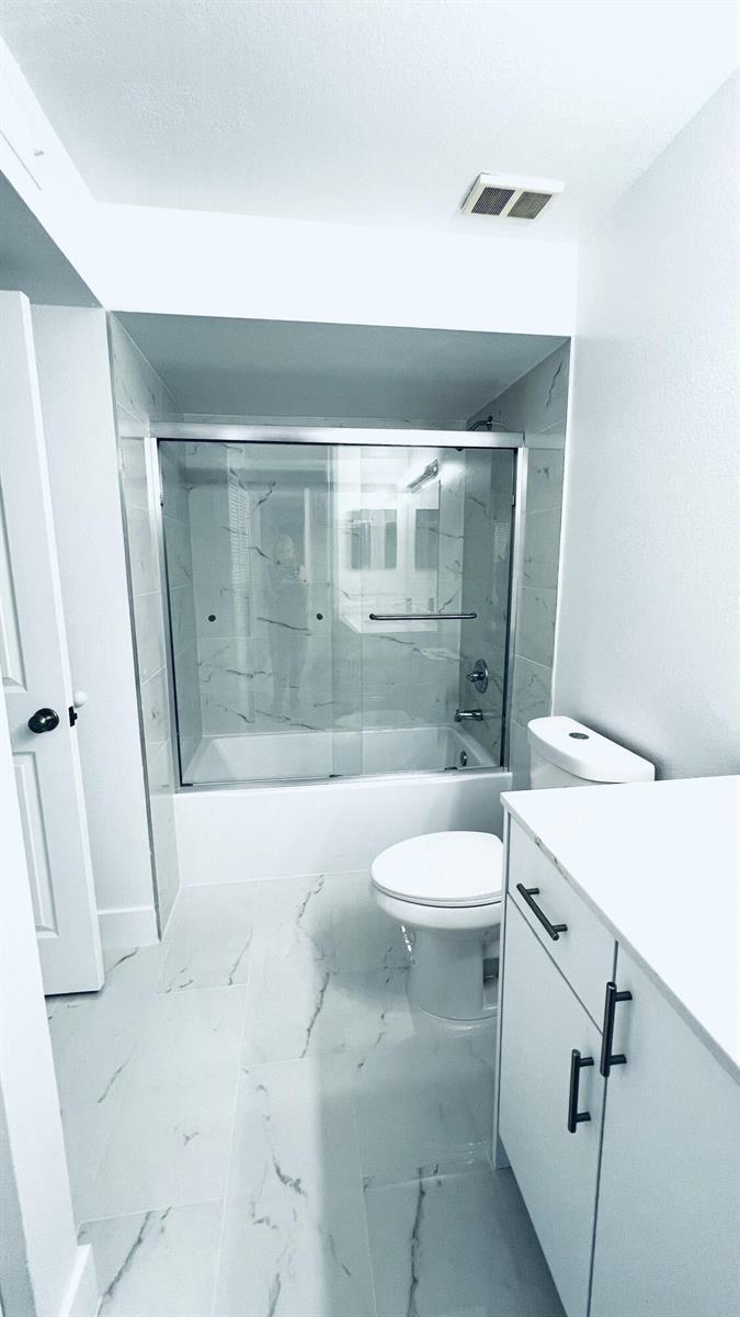 Building Photo - 1825 Palm Cove Blvd