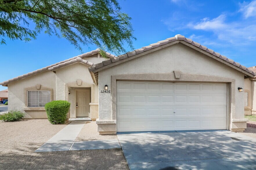 Primary Photo - 12426 W Soledad St