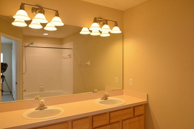 Building Photo - 4836 Barnstead Dr