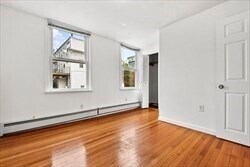 Building Photo - 775 E 5th St