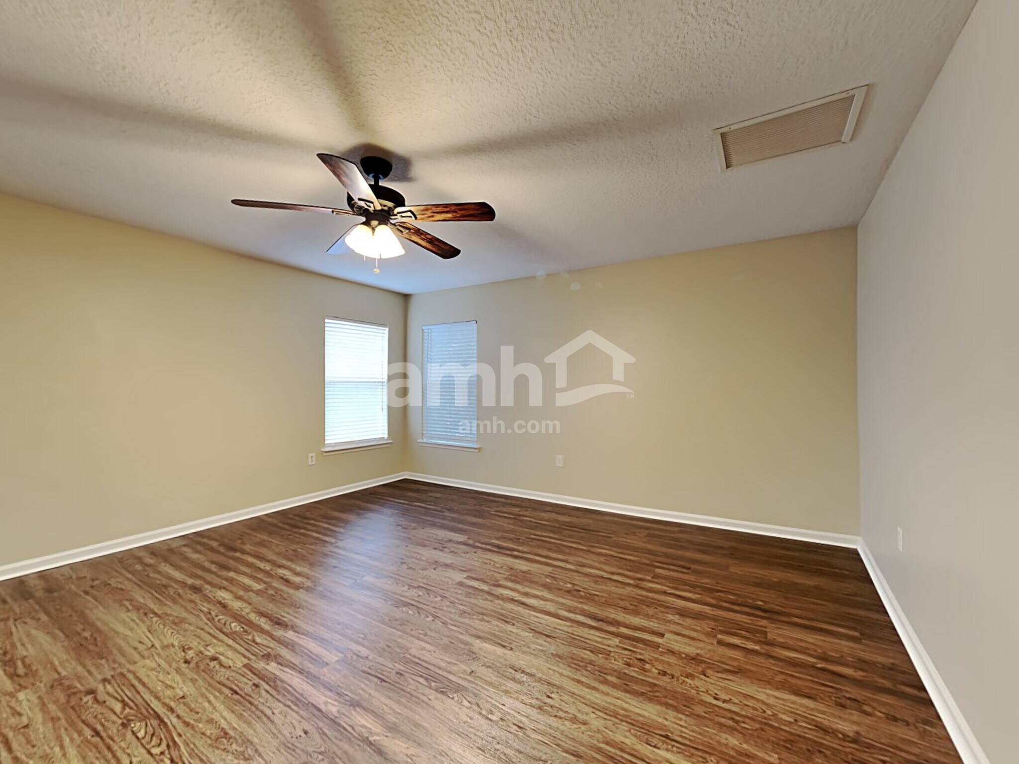 Building Photo - 11659 Spring Board Dr
