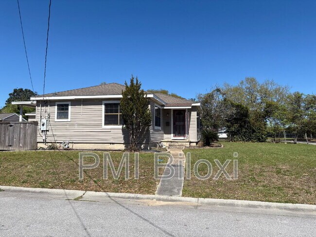 Building Photo - 391 Rodeo Dr