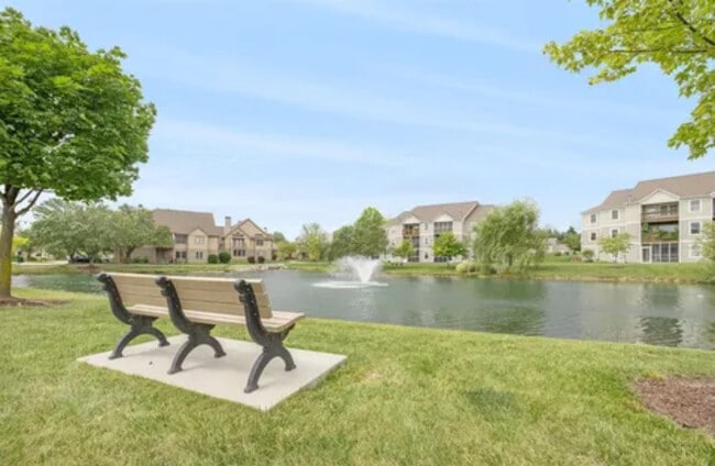 Building Photo - 1575 Oakfield Dr