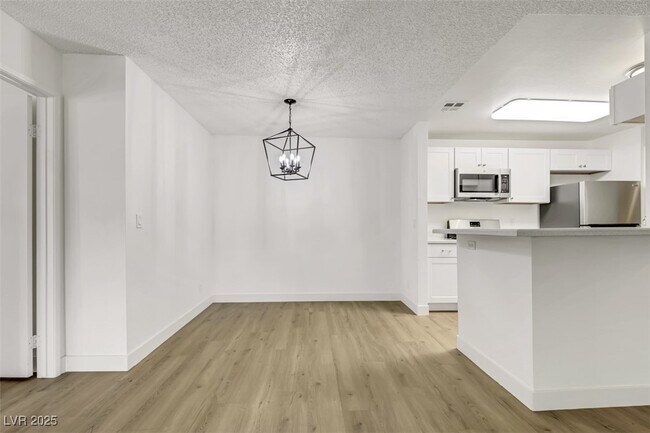 Building Photo - 2200 S Fort Apache Rd