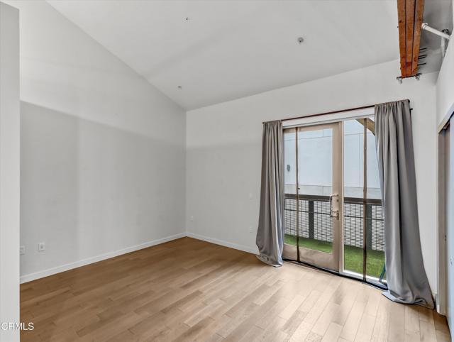 Building Photo - 527 Molino St