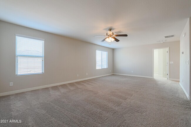 Building Photo - 2736 E Mews Rd