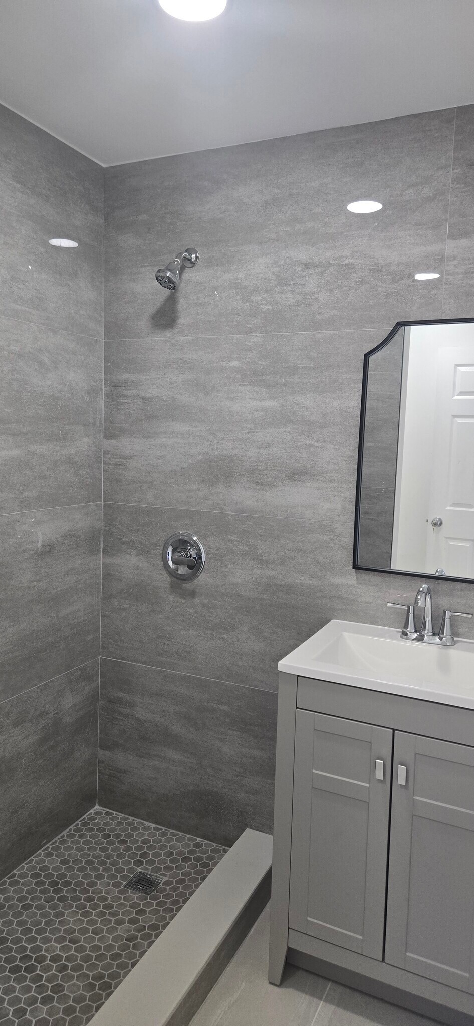 Building Photo - 9610 Johnson St