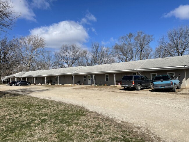 Building Photo - 2379 Locust Road, Unit Apt. #3