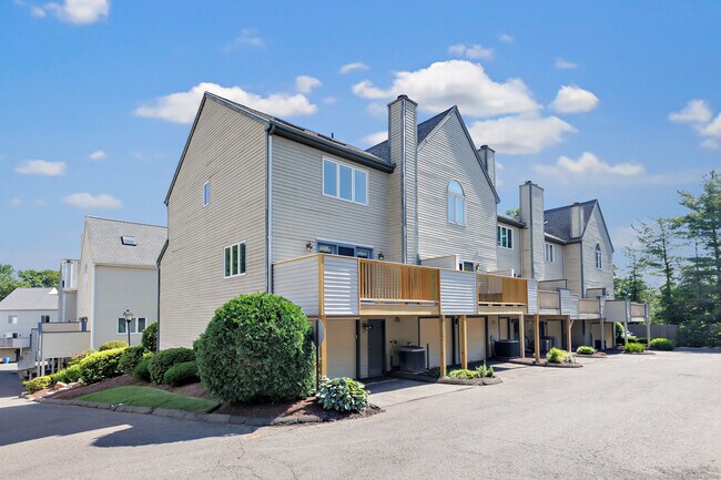 Building Photo - 66 Westview Terrace