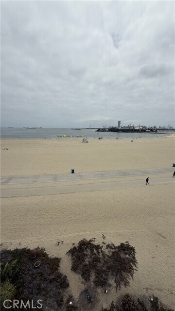Building Photo - 1174 E Ocean Blvd