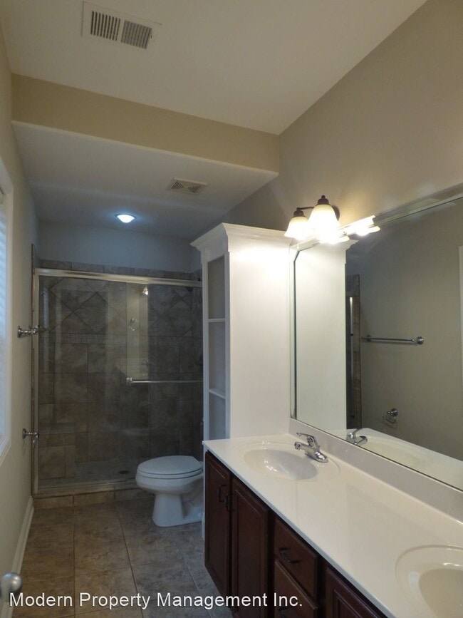 Building Photo - 3 br, 2.5 bath House - 461 Joseph Bryan Way