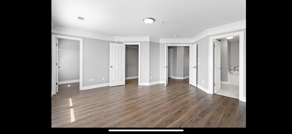 Building Photo - 3200 Long Blvd