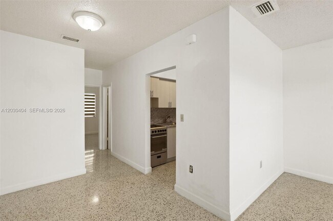 Building Photo - 3211 NW 13th Terrace