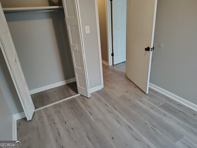 Building Photo - 782 Dunaire Way