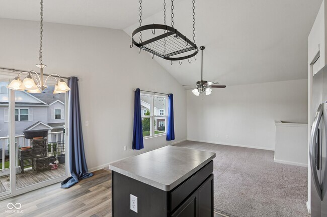 Building Photo - 12035 Zircon Ln