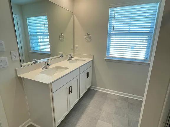 Building Photo - 1448 Amberview Ln